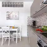 Lägenhet Oceanida Sofia Luxury Nikiana