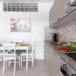 Oceanida Sofia Luxury Lägenhet *