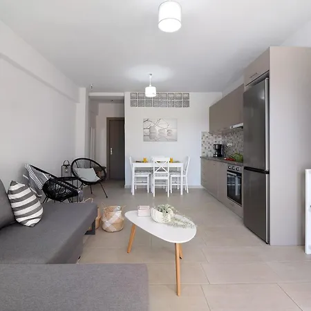 Apartment Oceanida Sofia Luxury Nikiana